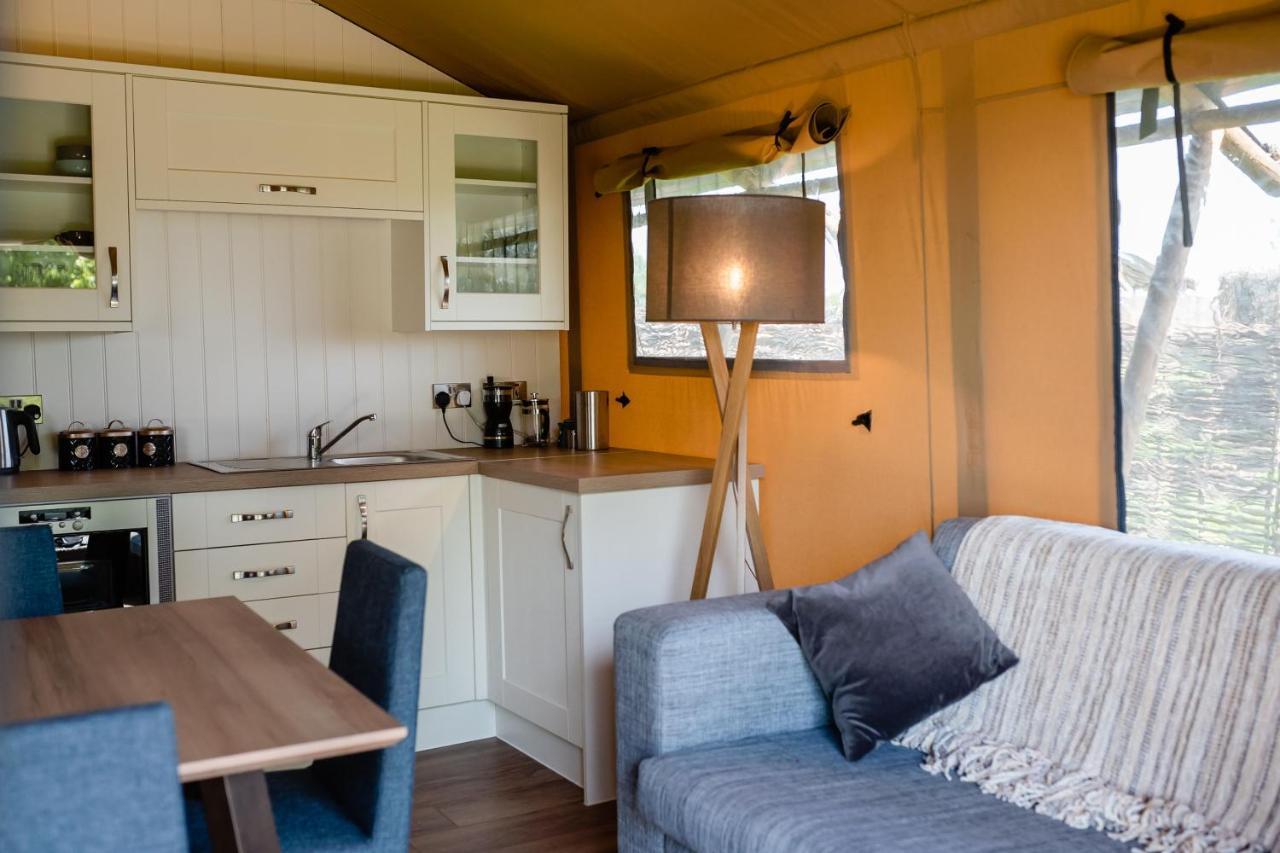 Hencote Vineyard Glamping Village Shrewsbury Exterior photo